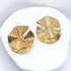 thumbnail image 2 of Aros De Fiesta Dorados, Forma Abanico, Aleación De Zinc Dorado, 2 of 4