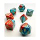 thumbnail image 1 of Set de 7 dados Chessex Gemini Mini, rojo y verde azulado con números dorados de 10 mm, 1 of 2