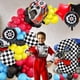 thumbnail image 4 of Set de decoración con globos a cuadros para fiesta temática de 3 coches de carreras, 4 of 7