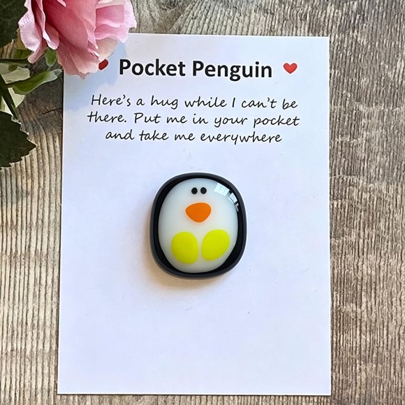 Figurita Qitiieli Pingüino Abrazo 2,3 cm Resina 4,5 g