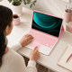 thumbnail image 2 of Funda Con Teclado Rosado Para iPad A16 11th Gene Español, 2 of 6