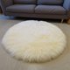 thumbnail image 1 of Alfombra Kopar Redonda de Piel de Cordero 122 cm Color Blanco Natural, 1 of 7