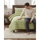 thumbnail image 1 of Cubrecama 2 plazas Trenzado Ultra Suave Invierno + Fundas, 1 of 6