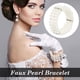 thumbnail image 2 of Ofertas Únicas Joyería para Damas Brazalete de Muñeca con Cuentas de Perlas de Imitación de 3 Filas Gris Blanco, 2 of 7