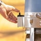 thumbnail image 4 of Parrilla de gas Masterbuilt, portátil, propano, 10.000 BTU, 288 pulgadas cuadradas, 4 of 8