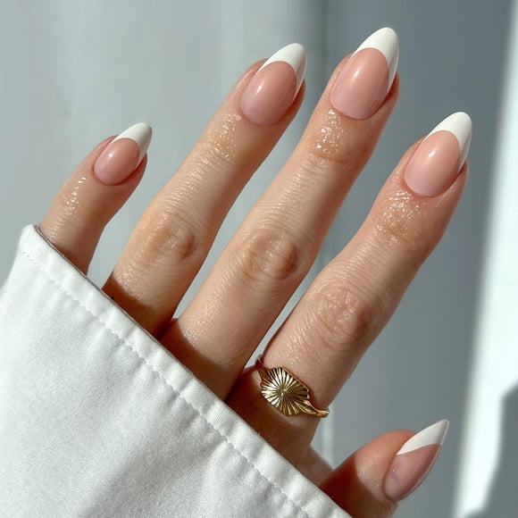 Set de uñas Glamnetic MadAmn White French Tip 24 de Press On Nails