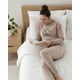 thumbnail image 3 of Pijama Franela Mujer Estampado Flor de Loto Beige beige M, 3 of 8