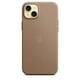 thumbnail image 3 of Funda para teléfono Apple iPhone 15 Plus FineWoven con MagSafe - Taupe, 3 of 5