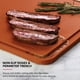 thumbnail image 3 of Tabla de cortar KitchenAid Classic de plástico, 30 x 45 cm, color naranja, 3 of 3