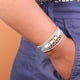 thumbnail image 3 of Pulseras bohemias envolventes de cuero, brazaletes de cuentas doradas para mujer, pulseras infinitas apilables, joyería con cierre, 3 of 6