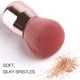 thumbnail image 4 of Brocha para base, brocha grande para polvos rosa, perfecta para mezclar líquidos, cremas y polvos impecables, pulir, difuminar, corrector. Brocha para rostro, de pelo sintético, versátil, compacta, a, 4 of 8