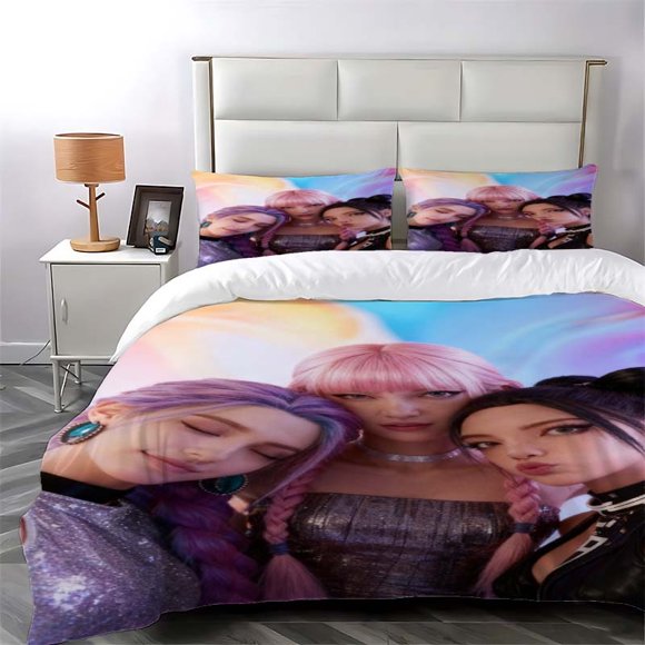 A 3pcs Bedding Set Featuring a K Pop Girl Group That Supports Each Other Including a Duvet Cover And Pillowcases