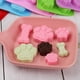 thumbnail image 4 of Elfkitwang Molde de silicona con forma de pata y hueso de perro, antiadherente, apto para alimentos, bandeja para cubitos de hielo, reutilizable, para chocolate, dulces, cupcakes, pudines, gelatina y, 4 of 7
