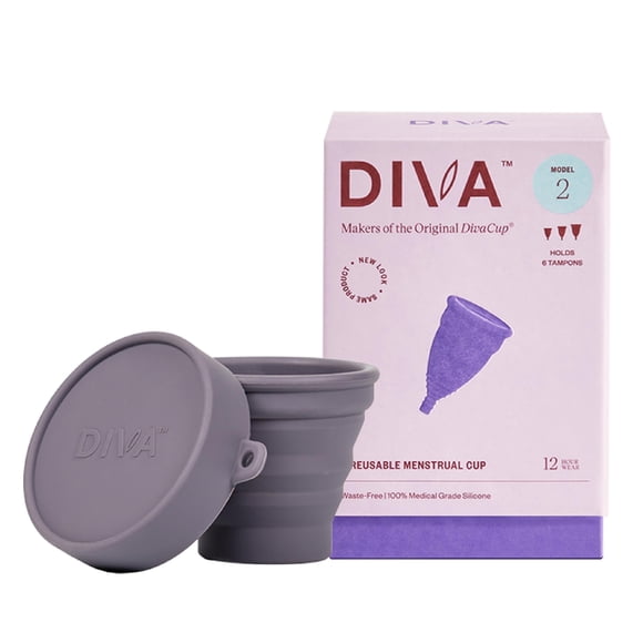 Copa menstrual DivaCup modelo 2 de silicona con vaso mezclador
