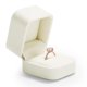 thumbnail image 1 of Caja de anillos Oirlv 6x5x4 cm de terciopelo blanco, 1 of 8