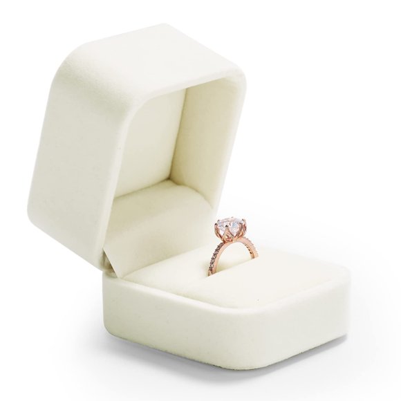 Caja de anillos Oirlv 6x5x4 cm de terciopelo blanco
