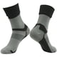 thumbnail image 1 of Calcetines Impermeables Para Senderismo Unisex Negros Y Grises, 1 of 3