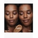 thumbnail image 4 of Base de maquillaje MAC Studio Radiance Serum Powered NW45, 4 of 5