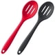 thumbnail image 1 of Juego de 2 cucharas ranuradas de silicona antiadherentes, resistentes al calor y con diseño higiénico, para cocinar, remover, mezclar y servir, en rojo y negro., 1 of 7