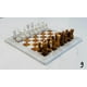 thumbnail image 1 of Juego de ajedrez vintage de mármol de 15 cm con piezas blancas y marrones, 1 of 3