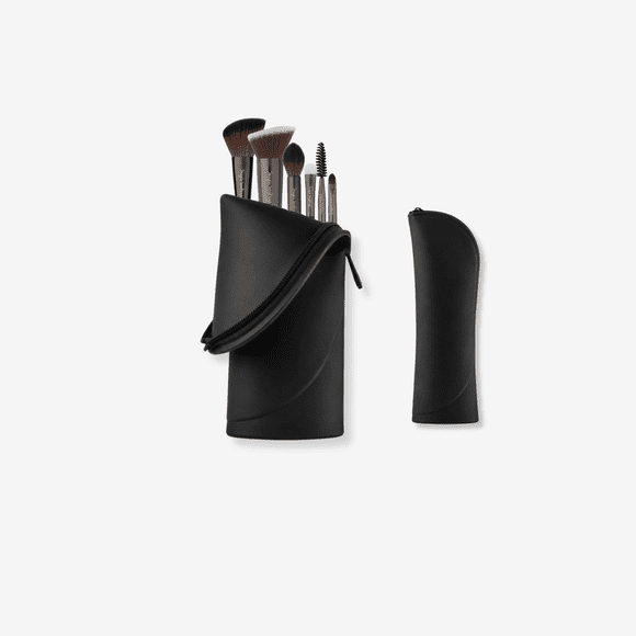 Mini Estuche Porta Brochas Flexible de Silicona Negro Magic Makeup