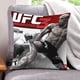 thumbnail image 1 of Funda de Almohada de Terciopelo UFC Desmarcar 40x40 cm, 1 of 6
