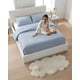 thumbnail image 3 of Plumon Elegante Para Verano King Mas Almohada, 3 of 6