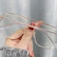 thumbnail image 4 of Gafas de doble haz de luz azul, gafas para computadora con bloqueo UV, lentes transparentes, gafas de metal., 4 of 5