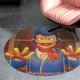 thumbnail image 4 of Bienvenido a Casa Wally Darling Alfombra Redonda de Felpa Coral, Antideslizante, No Desprende Pelusas, Lavable y Duradera para Salón, Dormitorio y Habitación de Niños 60cm, 4 of 6