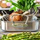 thumbnail image 2 of Asador Hestan Provisions 37 cm Classic Clad con Rejilla, 2 of 9