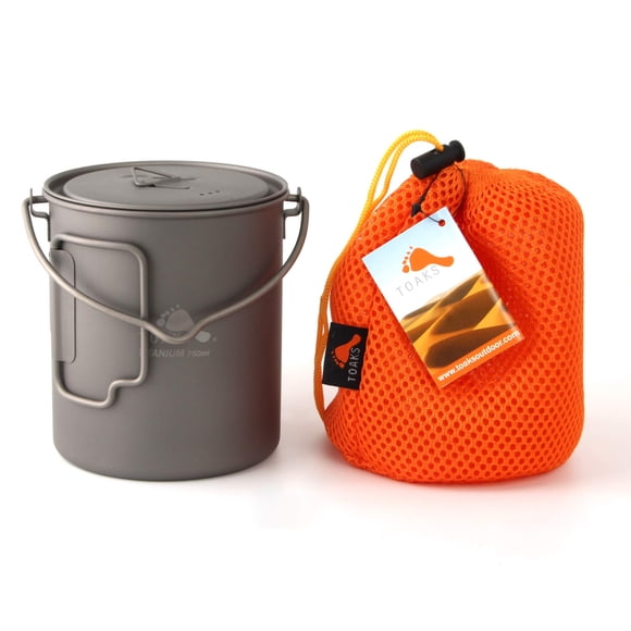 Olla TOAKS de Titanio Ultraligera para Camping 750ml con Asa de Alambre