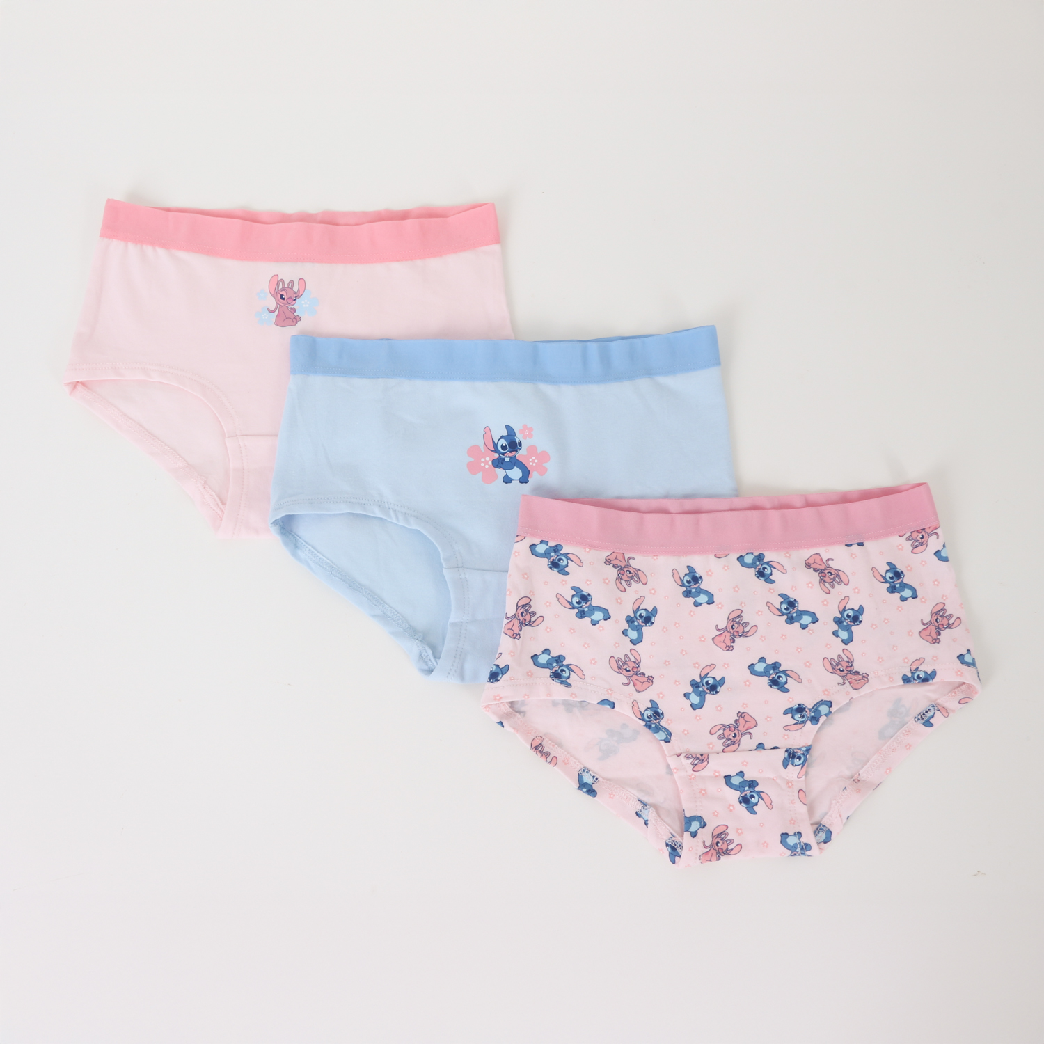 Tripack Calzón Niña Rosado Flores Lilo & Stitch Disney