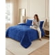 thumbnail image 2 of Cobertor Invierno 250x270 cm Plush y Chiporro King, 2 of 5
