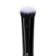 thumbnail image 2 of Brocha correctora e.l.f. Tap & Blend, sintética, vegana, sin crueldad, 2 of 8