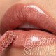 thumbnail image 5 of Brillo de labios FOCALLURE High Shine Glitter NU01 JOANNE Lip Makeup, 5 of 6