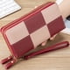 thumbnail image 4 of Cartera de mano de cuero con múltiples tarjeteros y cremallera de gran capacidad para viajes, 4 of 5