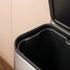 thumbnail image 5 of Basurero 30L con Pedal Mate y Anti Huellas Simple Cook, 5 of 6