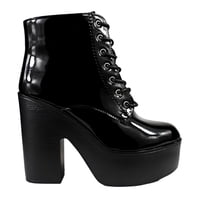 Megabazar Spa - Botin Charol Taco Alto Con Plataforma 60 Yassne Negro