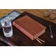 thumbnail image 2 of Biblia HarperCollins NIV Personal de letra grande color marrón, 2 of 8