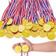 thumbnail image 1 of Medallas Shindel 24 piezas de plástico dorado con cinta a rayas, 1 of 6