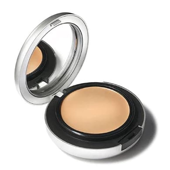 Crema a polvo Foundation Mac Studio Fix Tech NC15 10 g