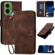 thumbnail image 1 of Funda Flip Premium Fibra de Carbono para Motorola MOTO G35 con Soporte y Cierre Marrón, 1 of 6