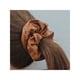 thumbnail image 2 of Coleta Para Cabello Mediana Ecocuero Marron Claro, 2 of 2