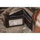 thumbnail image 4 of Cartera plegable House de Jack Co. Deer para hombre, cuero negro, 4 of 7
