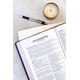 thumbnail image 4 of Biblia de Estudio Barbour Bibles Impresión Grande Flor Violeta, 4 of 8