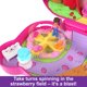thumbnail image 4 of Polly Pocket Conjunto de Juego Straw‑Beary Patch con 2 Muñecas, 4 of 6