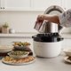 thumbnail image 2 of Máquina arrocera instantánea de 4,7 litros para 20 tazas con tecnología reductora de carbohidratos, 2 of 3