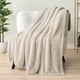 thumbnail image 3 of Manta de forro polar PAVILIA Sherpa, color crema, beige, 150 x 200 cm, 3 of 9