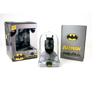 Running Press - Figura Batman Deluxe Cowl Lights Up