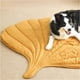 thumbnail image 2 of Manta decorativa 3D con forma de hojas para mascota, cojín de cama para perro, alfombra para perro, almohadilla reversible de algodón con diseño de hojas verdes, para el hogar (color: amarillo (50 x 4, 2 of 7